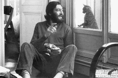 Cortazar y su gato