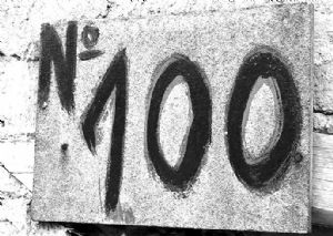 100