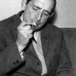 delibes_fumando
